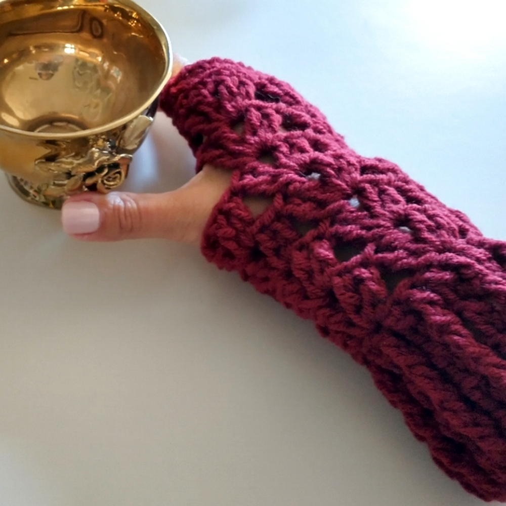 💮 Fingerless gloves crochet handmade lace